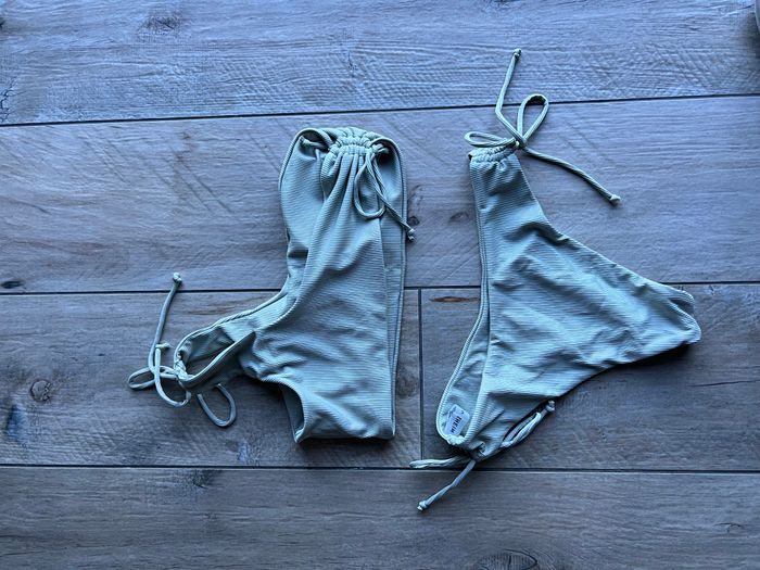 Maillot de bain Taille M - photo numéro 2