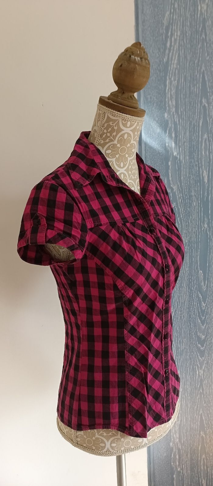 Chemisier à carreaux rose fushia et noir à manches - photo numéro 2