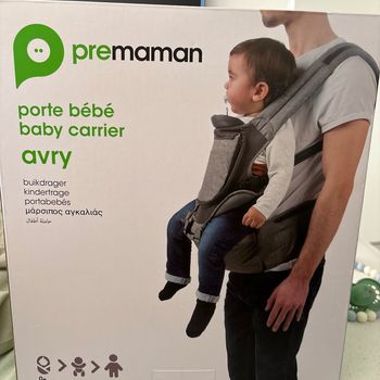Porte bébé pré maman
