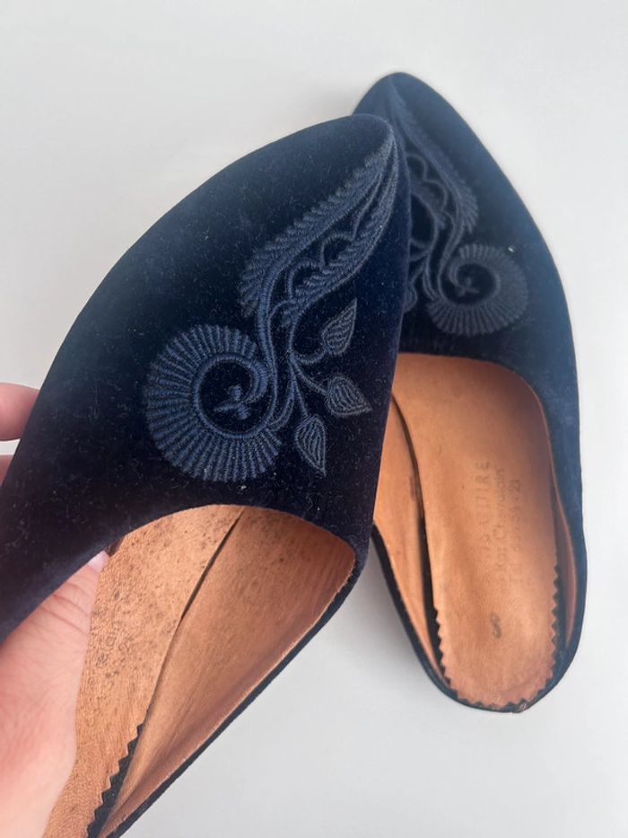 Babouches marocaines bleu marine avec broderie – Taille 37 – Portées - photo numéro 2
