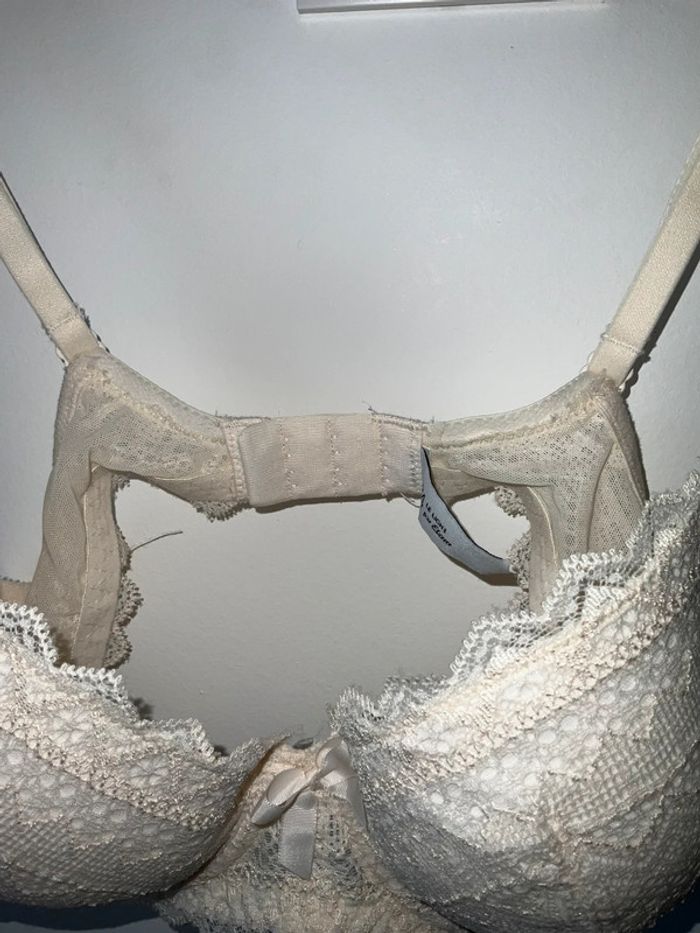 Soutien-gorge - photo numéro 4