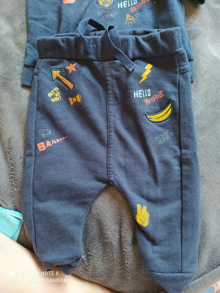 Ensemble jogging - photo numéro 2