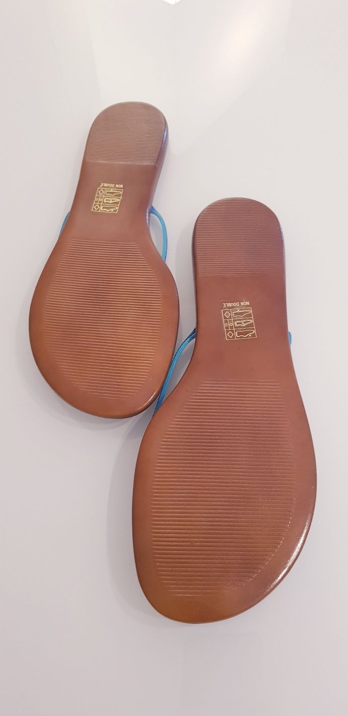 Nota Bene - Tongs - Neuves ! - photo numéro 4