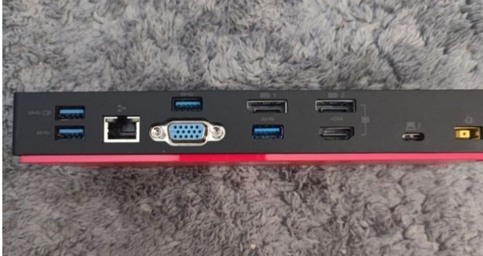ThinkPad Thunderbolt Dock 3 - photo numéro 3