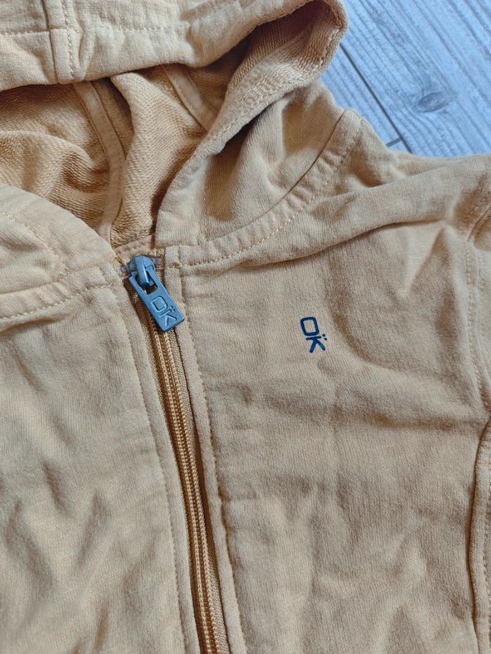 Gilet couleur moutarde 4ans - photo numéro 2