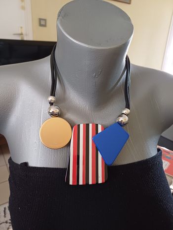 Collier style vintage
