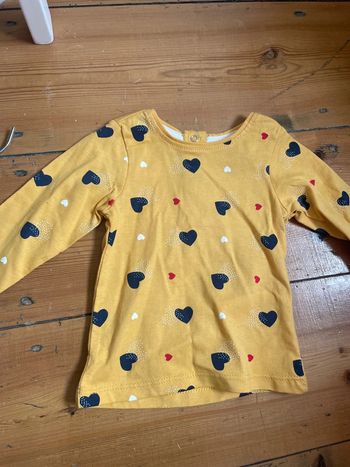 T-shirt cœur neuf 3 mois