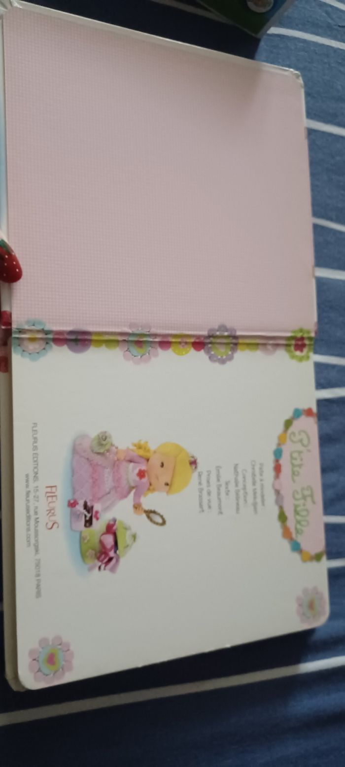 Très beau petit livre - photo numéro 2