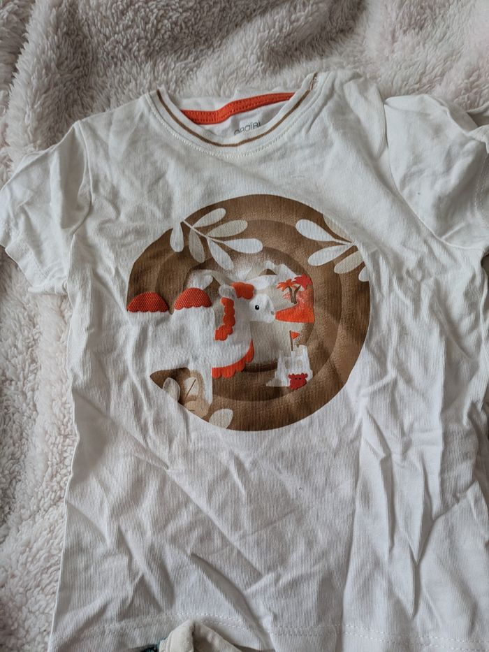 Ensemble t shirts 12 mois - photo numéro 6