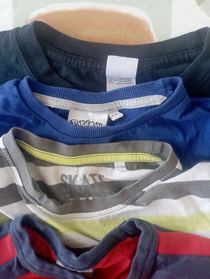 Lot 4 Tee shirt manches courtes marques diverses 6 ans 5 - photo numéro 2