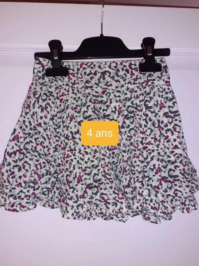 jupe bariolée motif printemps été