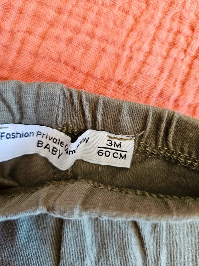 Legging / Taille 3 mois - photo numéro 2