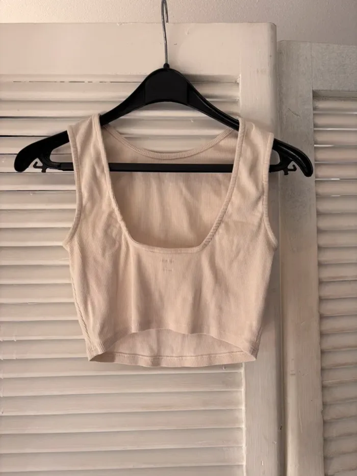 Crop top - photo numéro 2