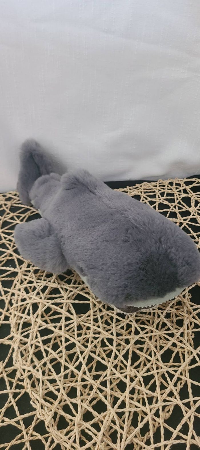 Tout autour du monde Peluche Petit requin - photo numéro 3