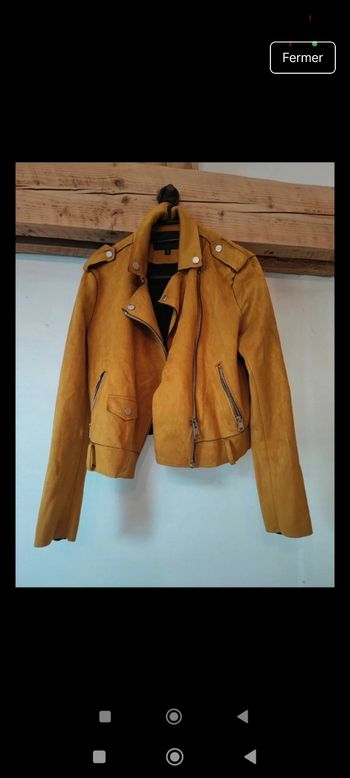 Veste jaune moutarde