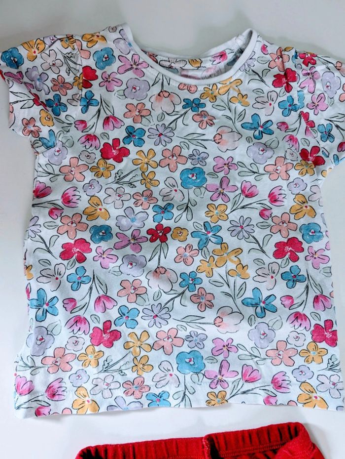 Ensemble tee shirt fleuri Primark/legging rouge Petit Bateau 3 ans - photo numéro 3