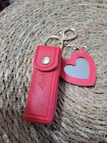 Porte clef 🔑 rouge à lèvres miroir cœur
