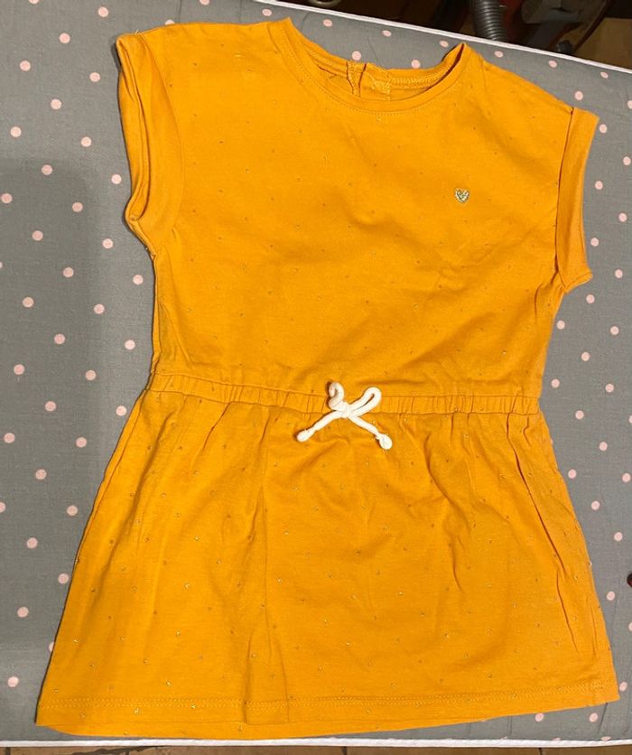Lot fille vêtements Tee shirt/pantalon/robes - photo numéro 6
