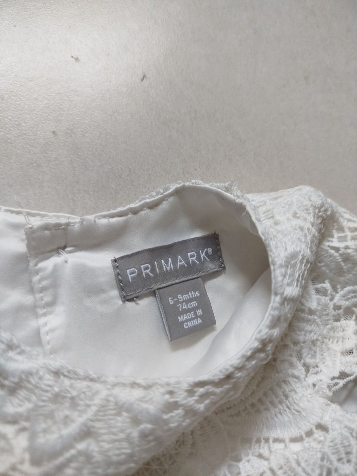 Lot de 2 robes fille taille 9 mois - photo numéro 5