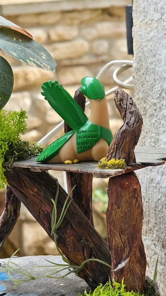 Super figurine Pokemon Nintendo finger puppet Tropius - photo numéro 3