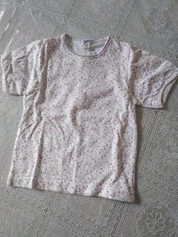 Tee-shirt blanc fleuri 2 ans