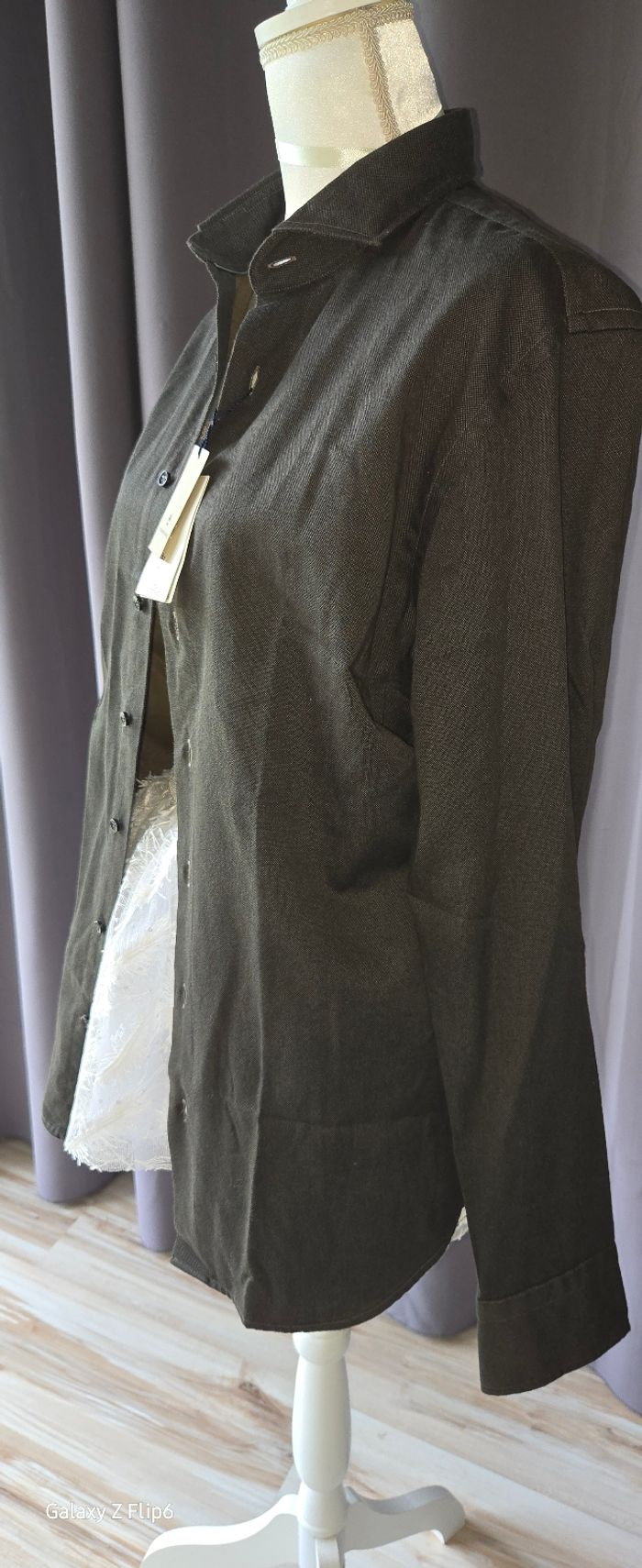 Chemise neuve - photo numéro 3