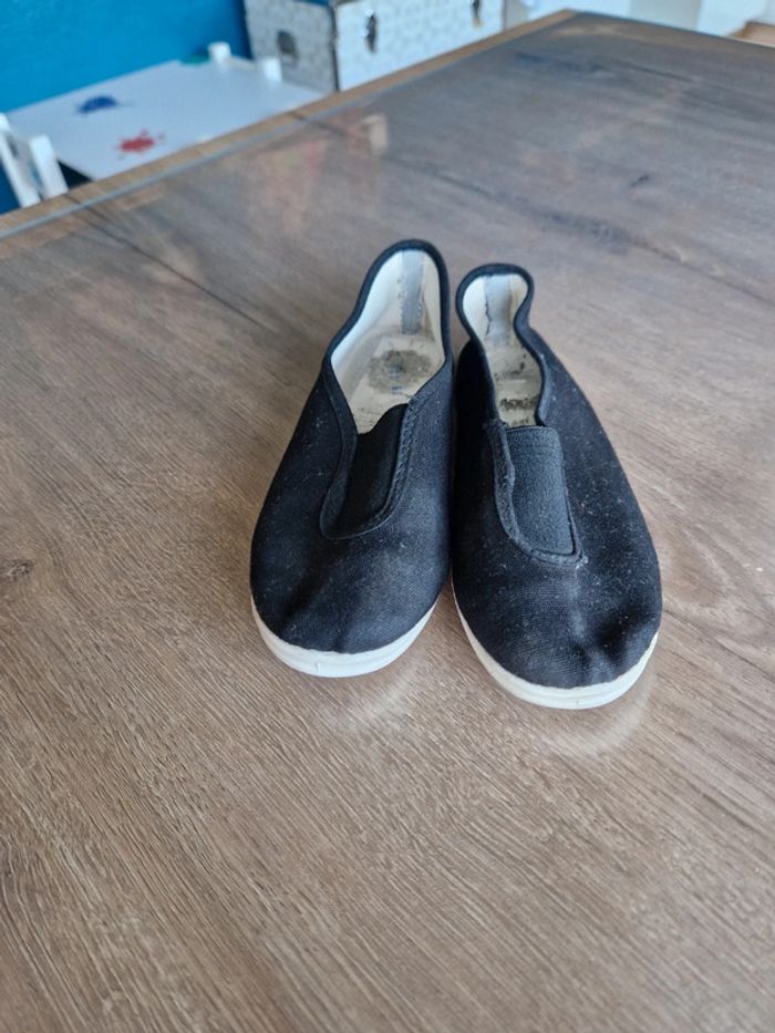 Chaussons de sport mixte 30 - photo numéro 4