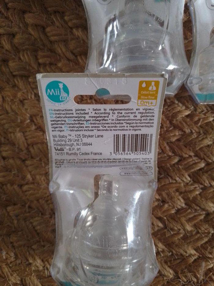 lot tétines biberons MII 0, 3, 6 et 9 m + capuchons ( possible achat à l'unité voir annonce) - photo numéro 3