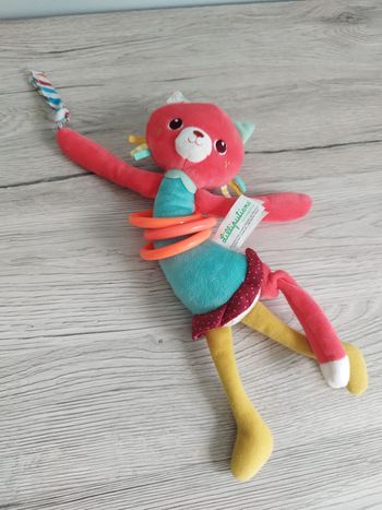 Colette le chat lilliputiens jouet d'éveil