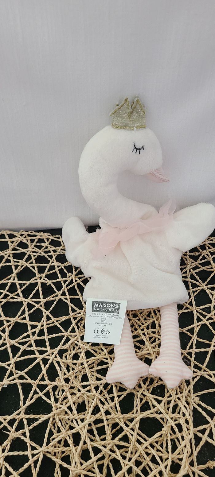 Doudou Cygne marionnette rose blanc rayé Maisons du Monde - photo numéro 3