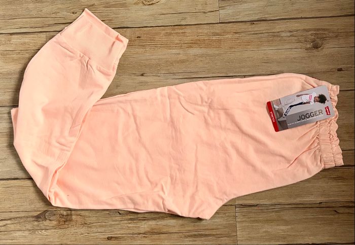 Ensemble Lévis Kids taille 14 ans. Neuf étiqueté - photo numéro 3