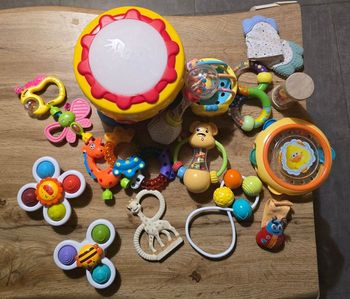Lot Jouets bébé