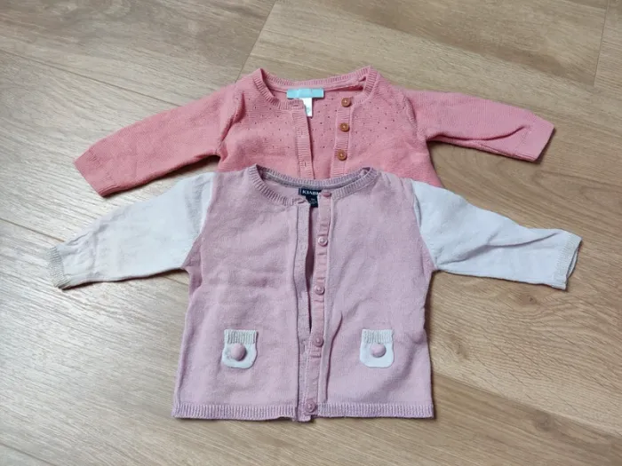 Lot 2 gilets 3 mois