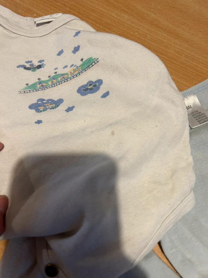 Lot de 15 body taille 6 mous - photo numéro 10