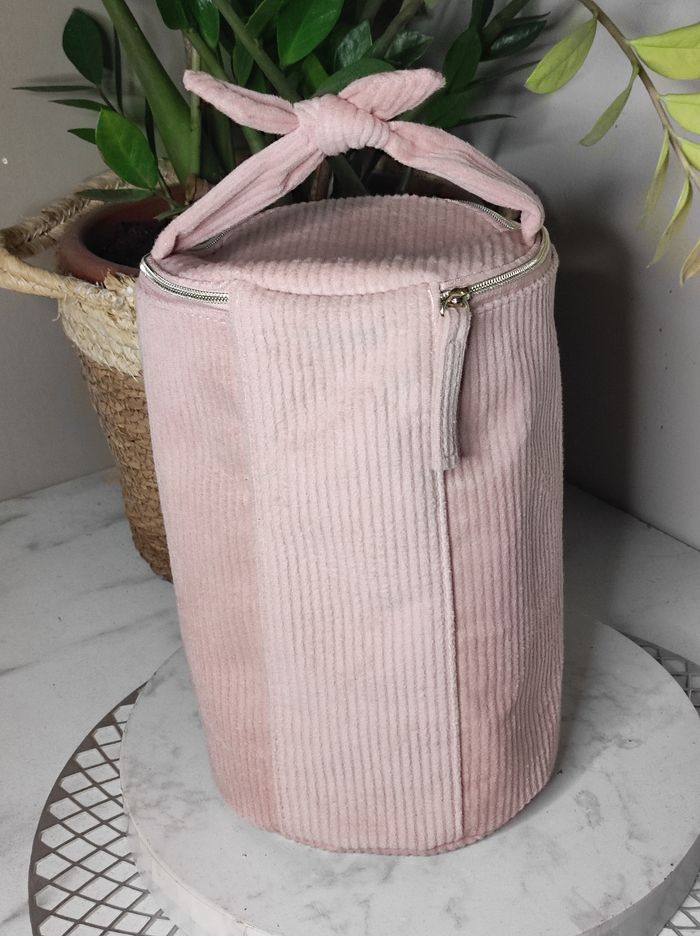 Trousse ronde rose velour - photo numéro 2
