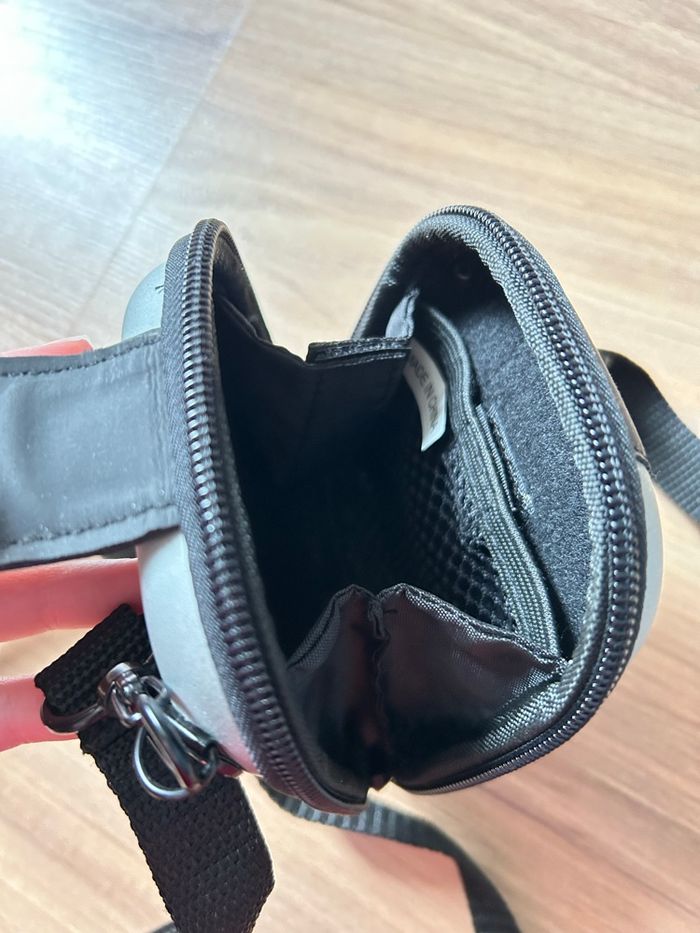 Housse / Pochette Rigide de Transport avec Bandoulière Nomatica - photo numéro 7