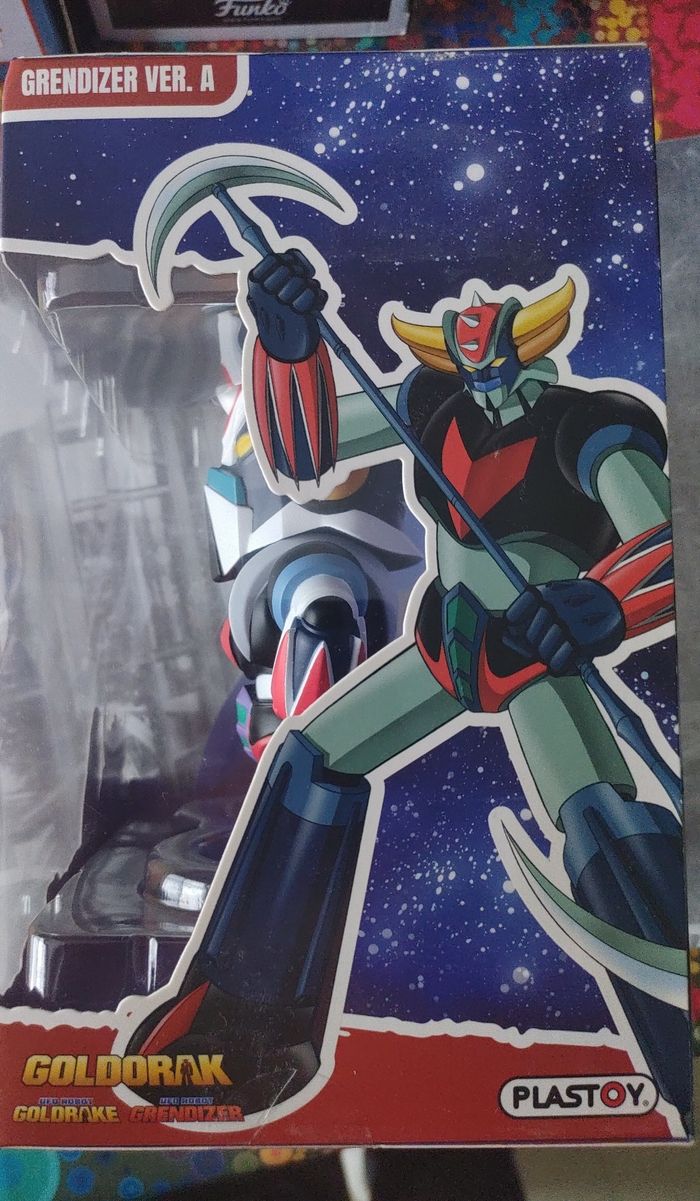 Figurine Goldorak tirelire - photo numéro 5