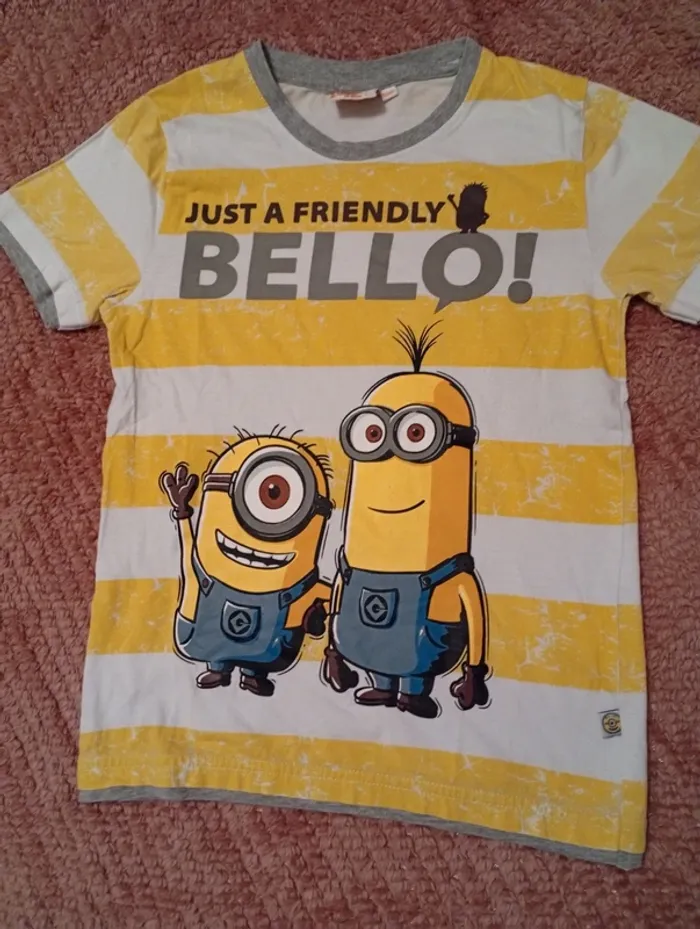 T-shirt minions 8 ans