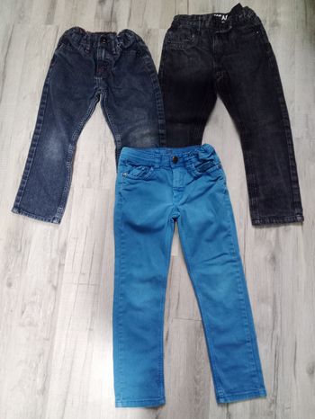 Lot 3 pantalons jean's 5 ans