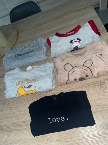 Lot 5 pyjamas 6 mois