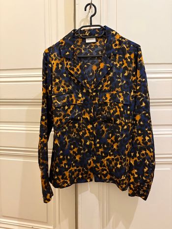 chemise léopard bleu et orange Vila taille M