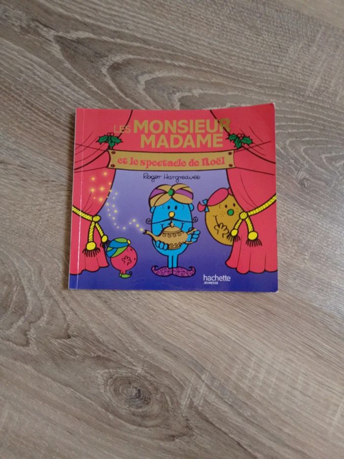Les Monsieur Madame et le spectacle de Noël