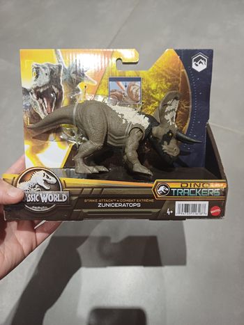 Zuniceratops jurassic world edition 2022 dinosaure neuf