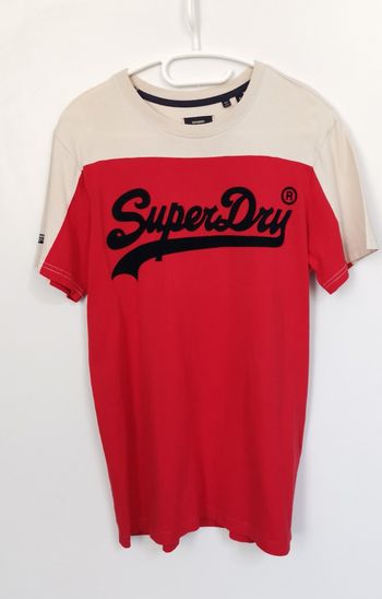 T-shirt taille S Superdry 💘