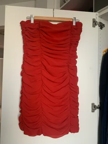 Robe bustier rouge