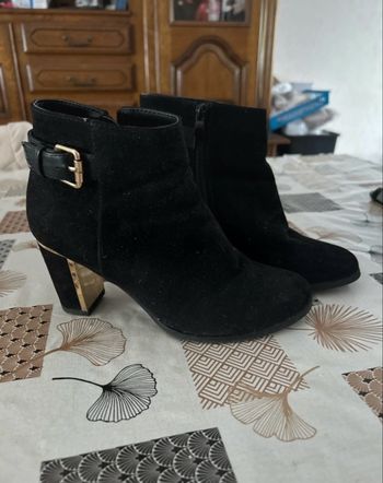 Bottine à talons 