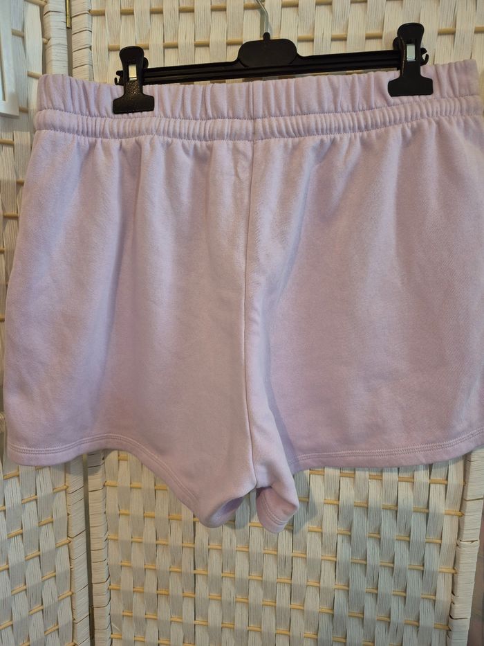 Joli short Adidas Lilas en molleton femme T44 / 46 - photo numéro 4