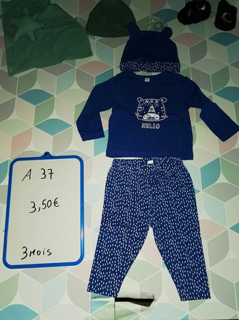 A37 - ensemble garçon 3 pièces en 3 mois