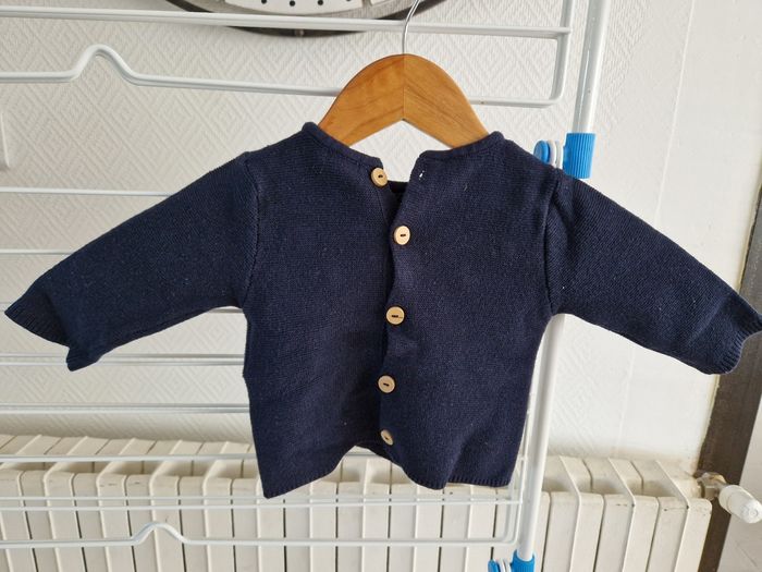 Lot 2 pulls 3 mois - photo numéro 8