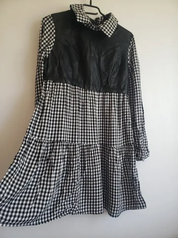 Robe casual  simili-cuir - photo numéro 2